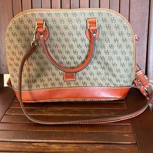 Dooney and Bourke Classic Handbag